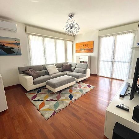 Elegant Apartment In Milan With Panoramic Terrace Zewnętrze zdjęcie